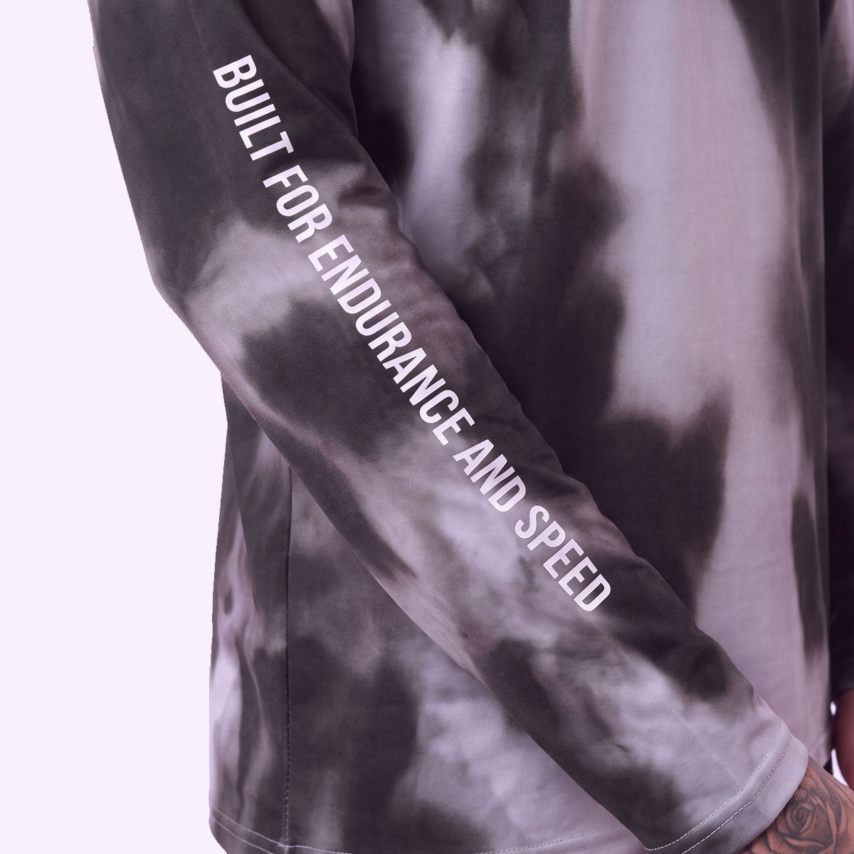 TDACTIVE Kaos Lengan Panjang Lari Kalcer Running - black white matter - ringan stretch tipis MSB87